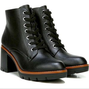 Naturalizer Black Leather Lace Up Stacked Heel Madalynn Boots